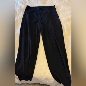 Vuori joggers